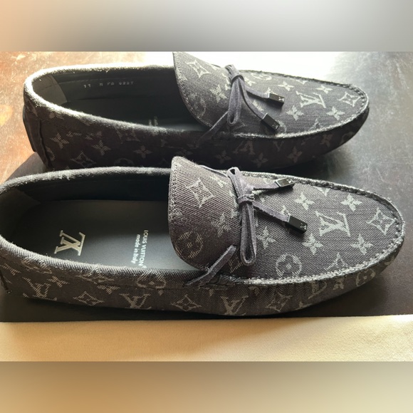 100%%%% AUTH******Louis Vuitton men’s loafers size 11 new with felts - Picture 4 of 4